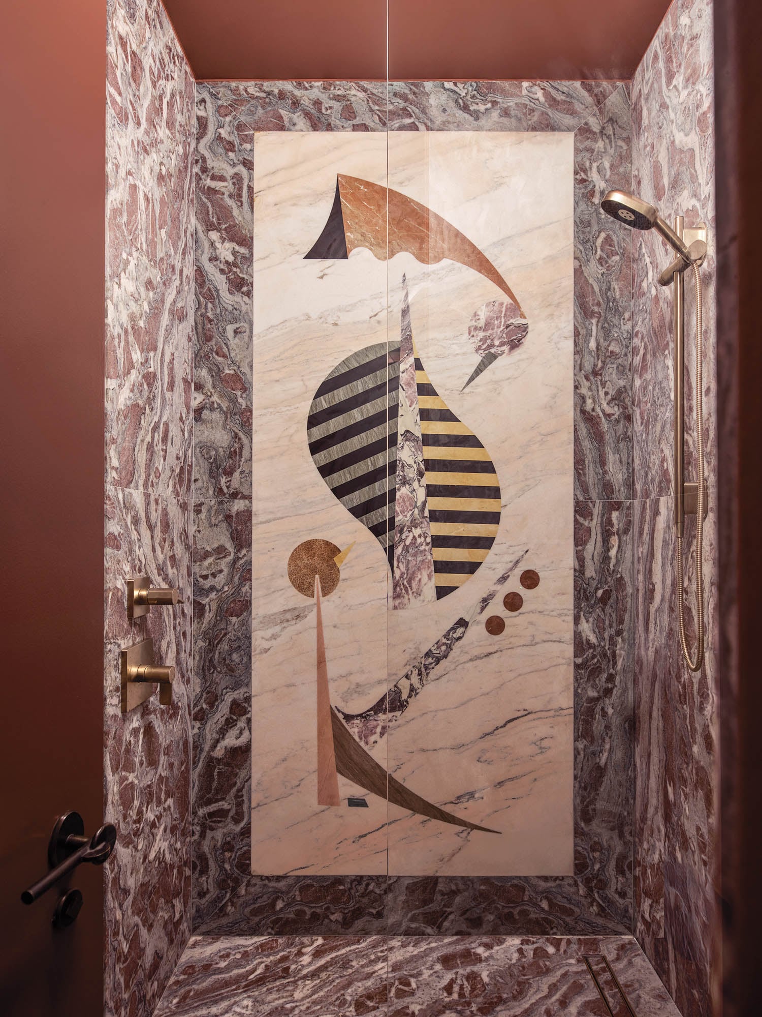 main shower with a marble inlay