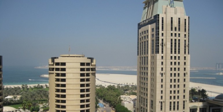 Apartments-for-Sale-in-The-Royal-Oceanic-Dubai-Marina